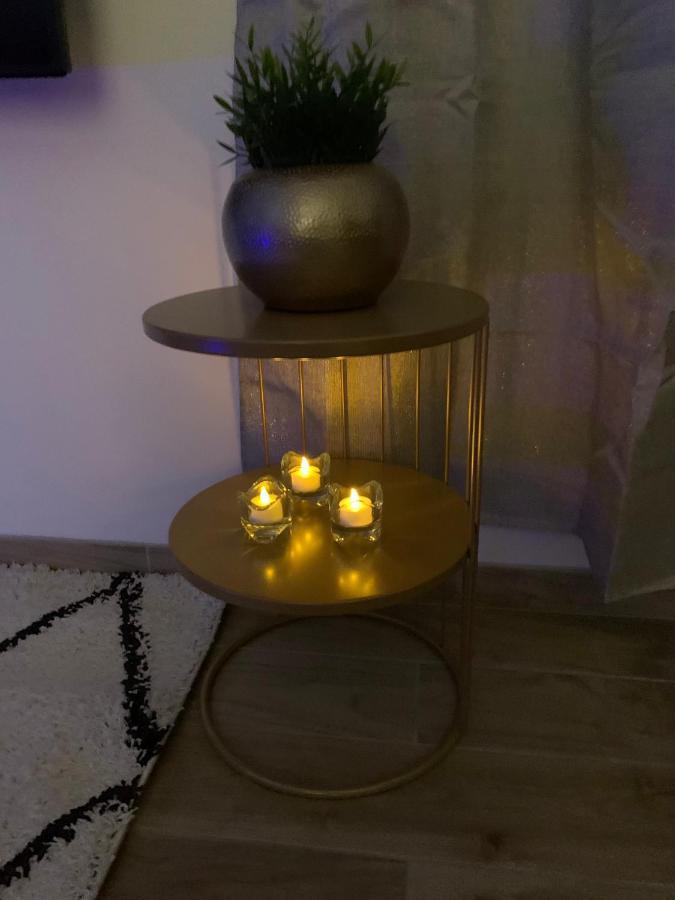 Appartement Cosy Jacuzzy Luxe Gare De ตูลง ภายนอก รูปภาพ